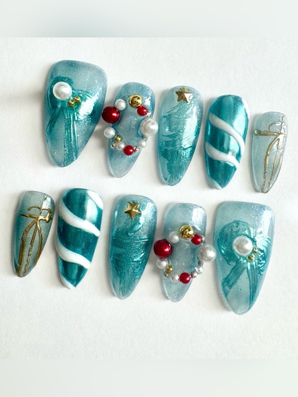 Handcrafted Teal Pearl & Star Press-On Nails